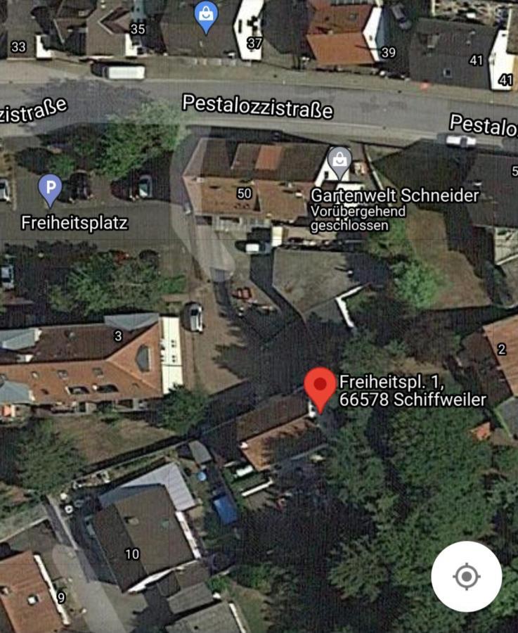 Design Apartment- 24H Self-Check-In - Bis 4 Pers - Parkplatz - Wifi - Balkon -Terrasse - In Direkter Weihernaehe - Radwege Schiffweiler ภายนอก รูปภาพ