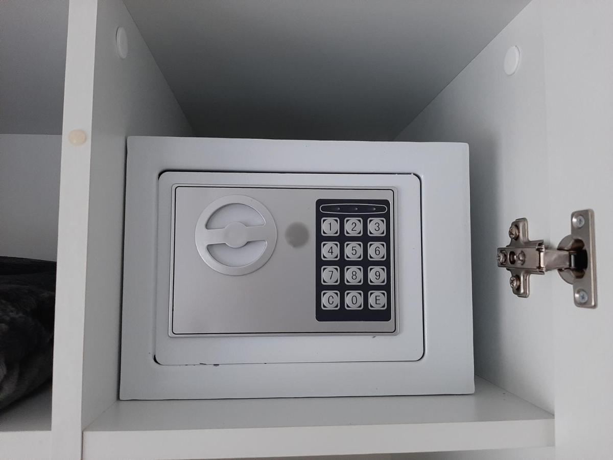 Design Apartment- 24H Self-Check-In - Bis 4 Pers - Parkplatz - Wifi - Balkon -Terrasse - In Direkter Weihernaehe - Radwege Schiffweiler ภายนอก รูปภาพ
